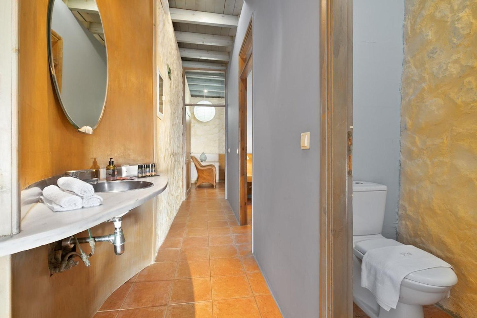 Villa Mediterranea, With Heated Pool Livadia  Ngoại thất bức ảnh