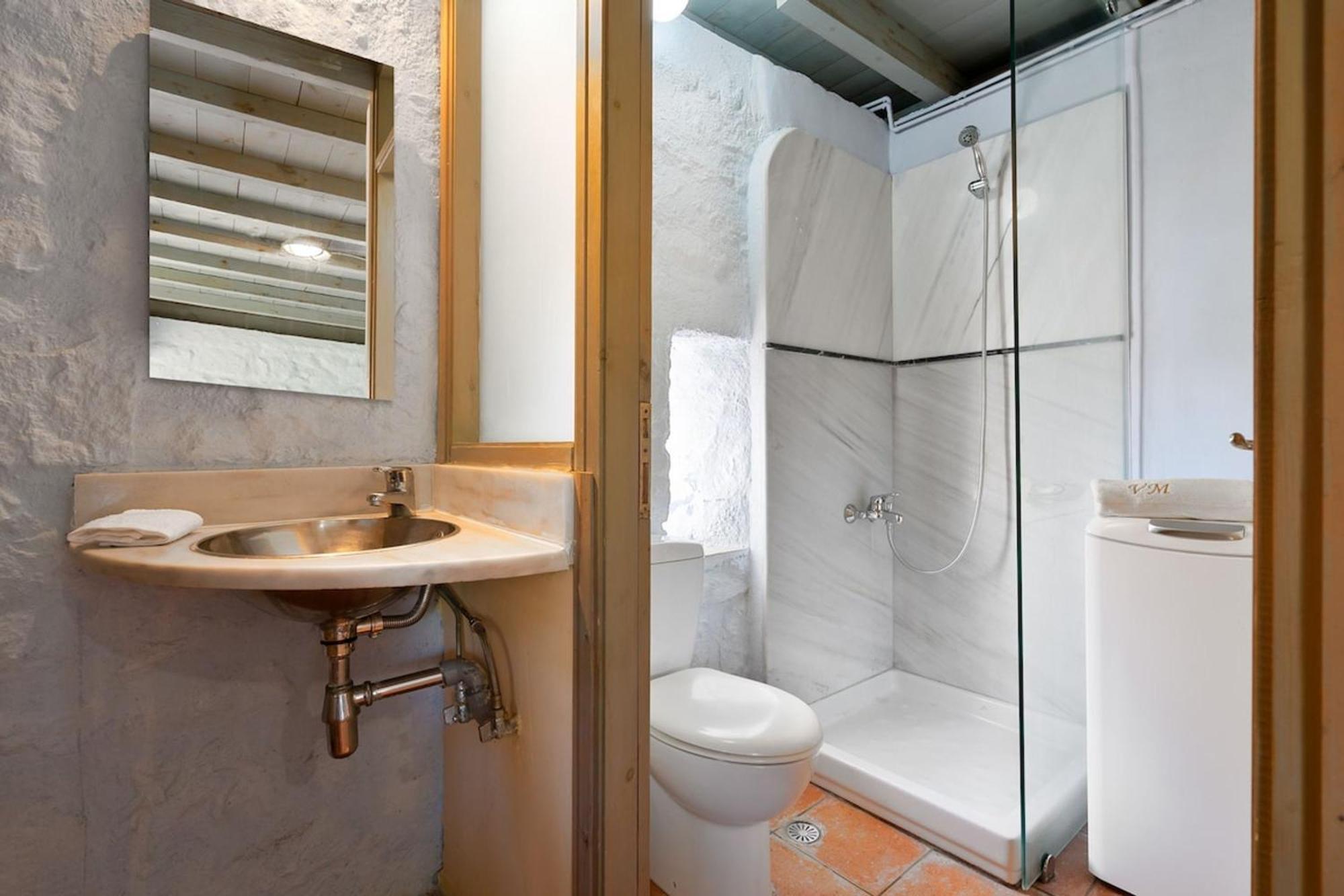 Villa Mediterranea, With Heated Pool Livadia  Ngoại thất bức ảnh