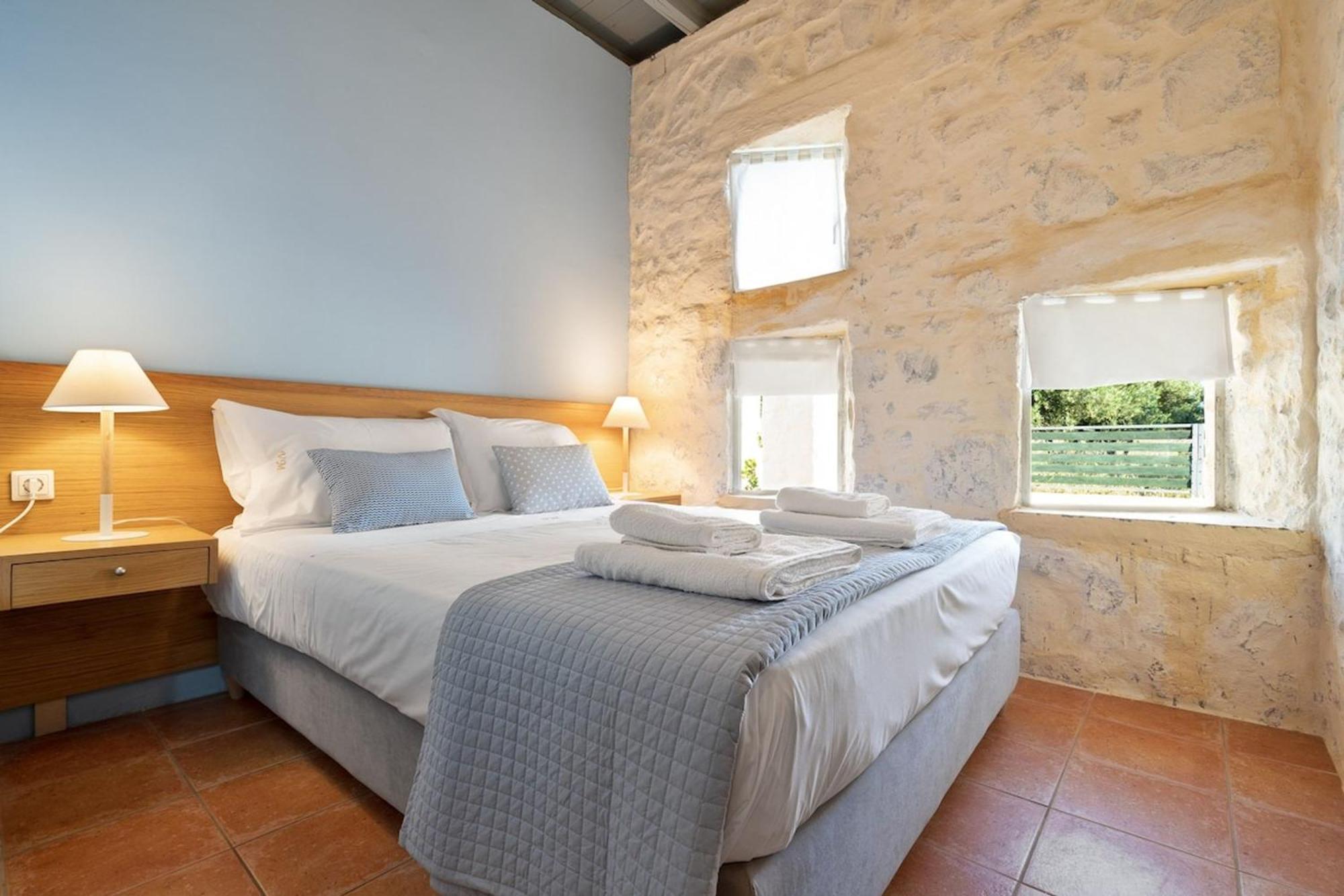 Villa Mediterranea, With Heated Pool Livadia  Ngoại thất bức ảnh