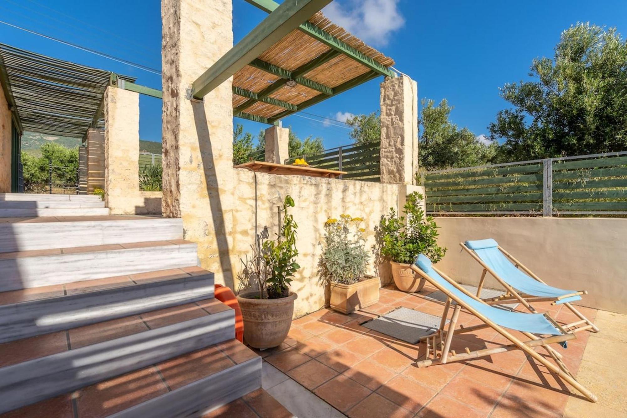 Villa Mediterranea, With Heated Pool Livadia  Ngoại thất bức ảnh